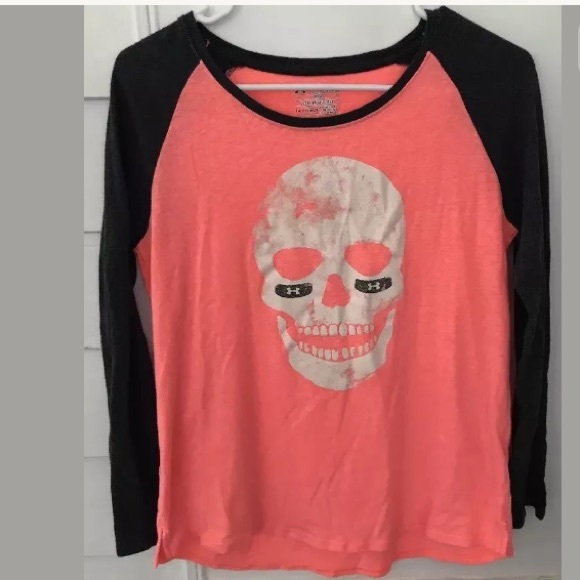 Under Armour Other - 5/$20 UA Coral Skull Top Youth XL (or Adult Small) Under Armour Other - 5/$20 UA Coral Skull Top Youth XL (or Adult Small)